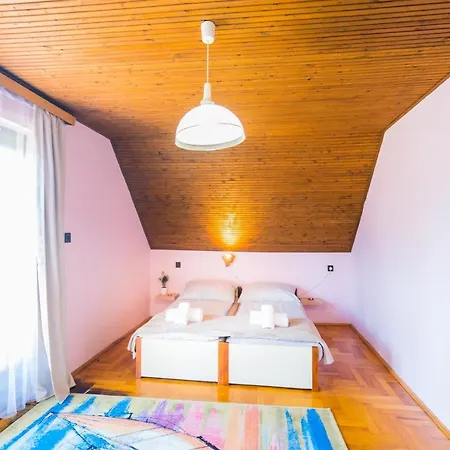 Fenyves Apartment Siofok