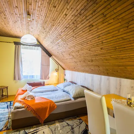 Apartment Fenyves *